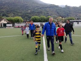 ESORDIENTI Ingresso in campo con i genitori